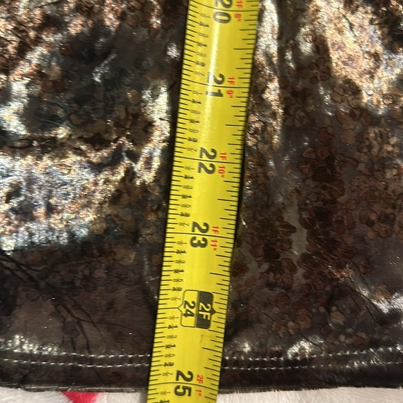 MYSTREE Floral Crushed Velvet Lace Trim Peplum Blouse - Picture 6 of 12